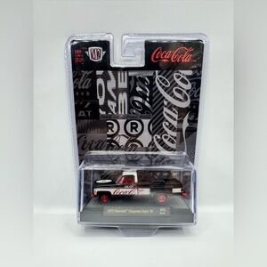 M2 Machines Coca-Cola 1973 Chevrolet Cheyenne Super 30 A55 25-03 Chase 1/750
